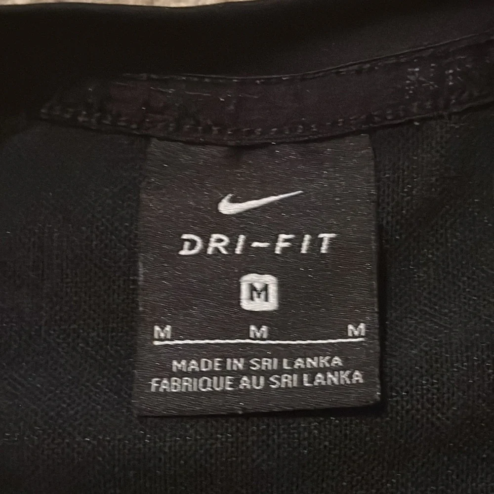 Nike Tank Top - Picture 3 of 3